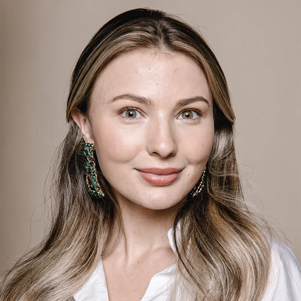 Headshot Retouching Services Image Before 1
