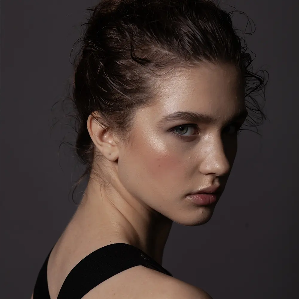 Model Photo Retouching Before 6
